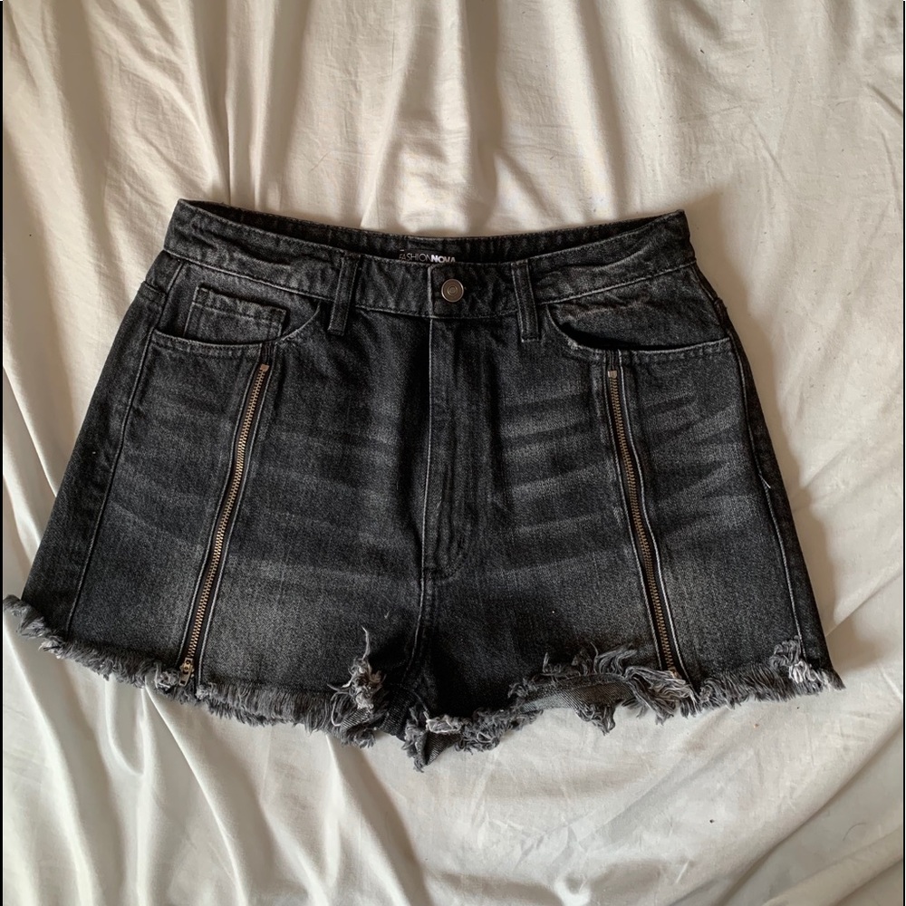 High Rise Black Denim Shorts With Front Zippers!